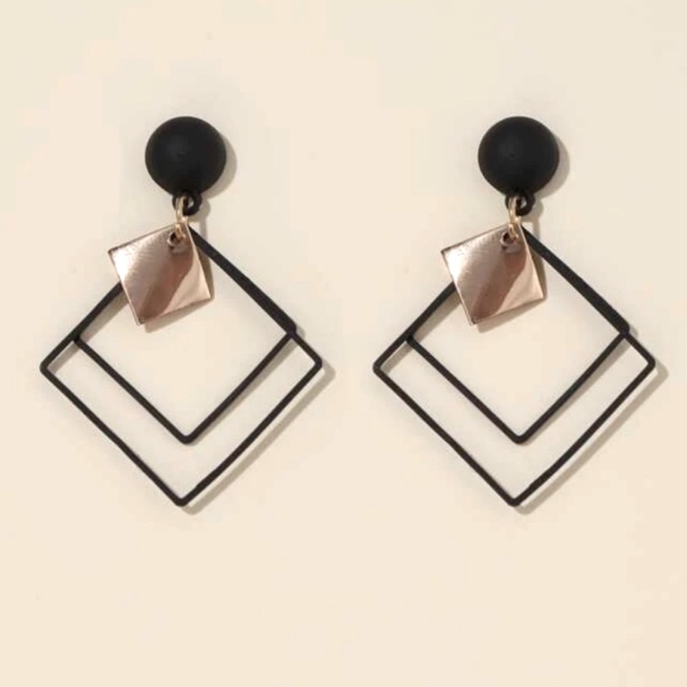 Geometric dangly earrings